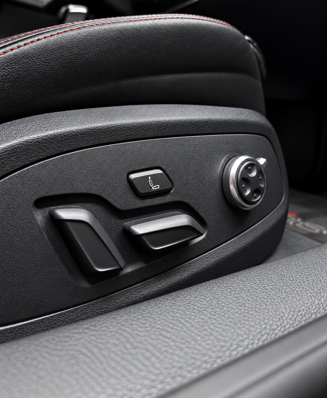 AUDI RS5 Coupé 2.9 TFSI quattro tiptronic-image-28