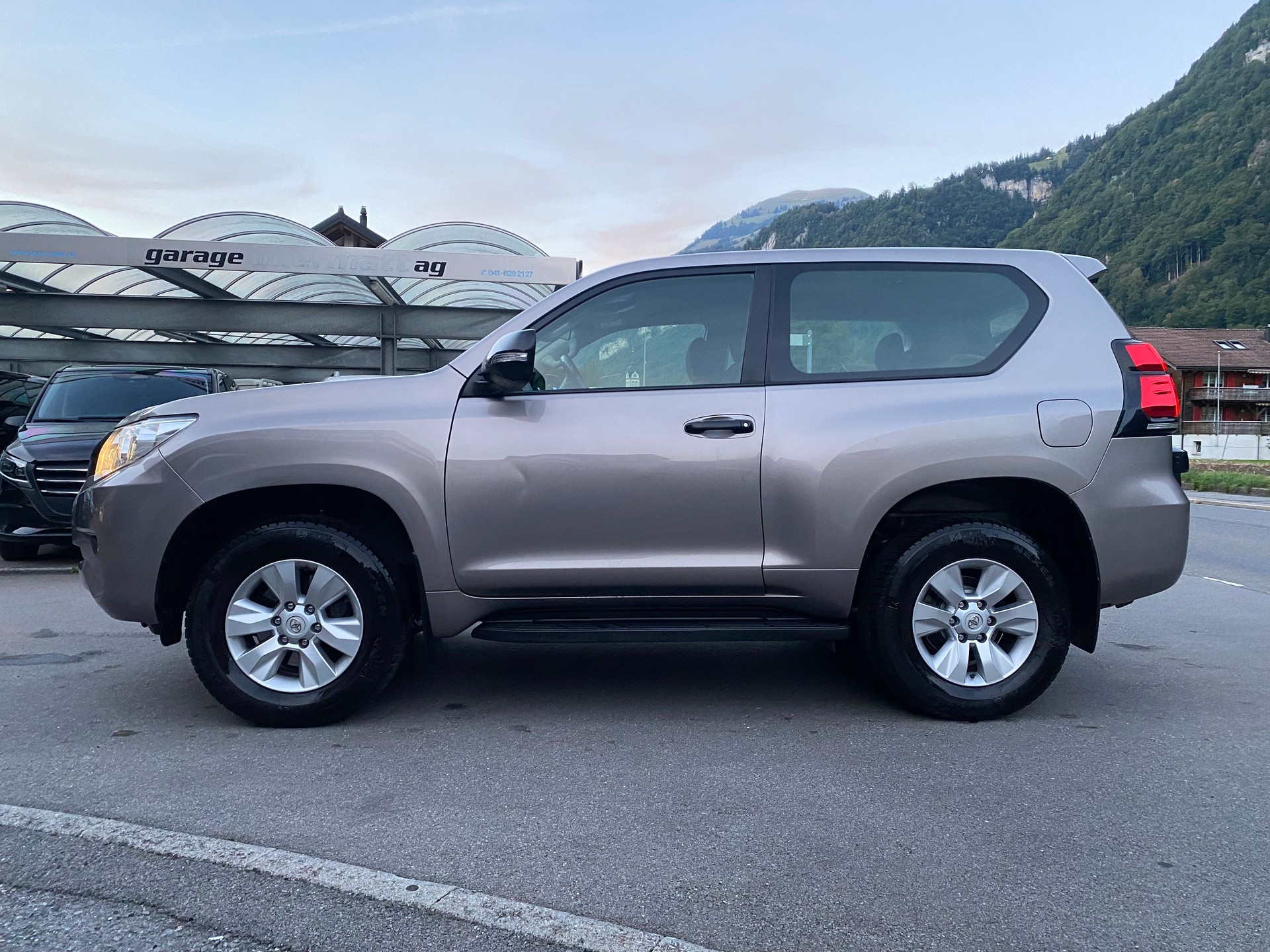 TOYOTA Land Cruiser 2.8TD Active-image-0