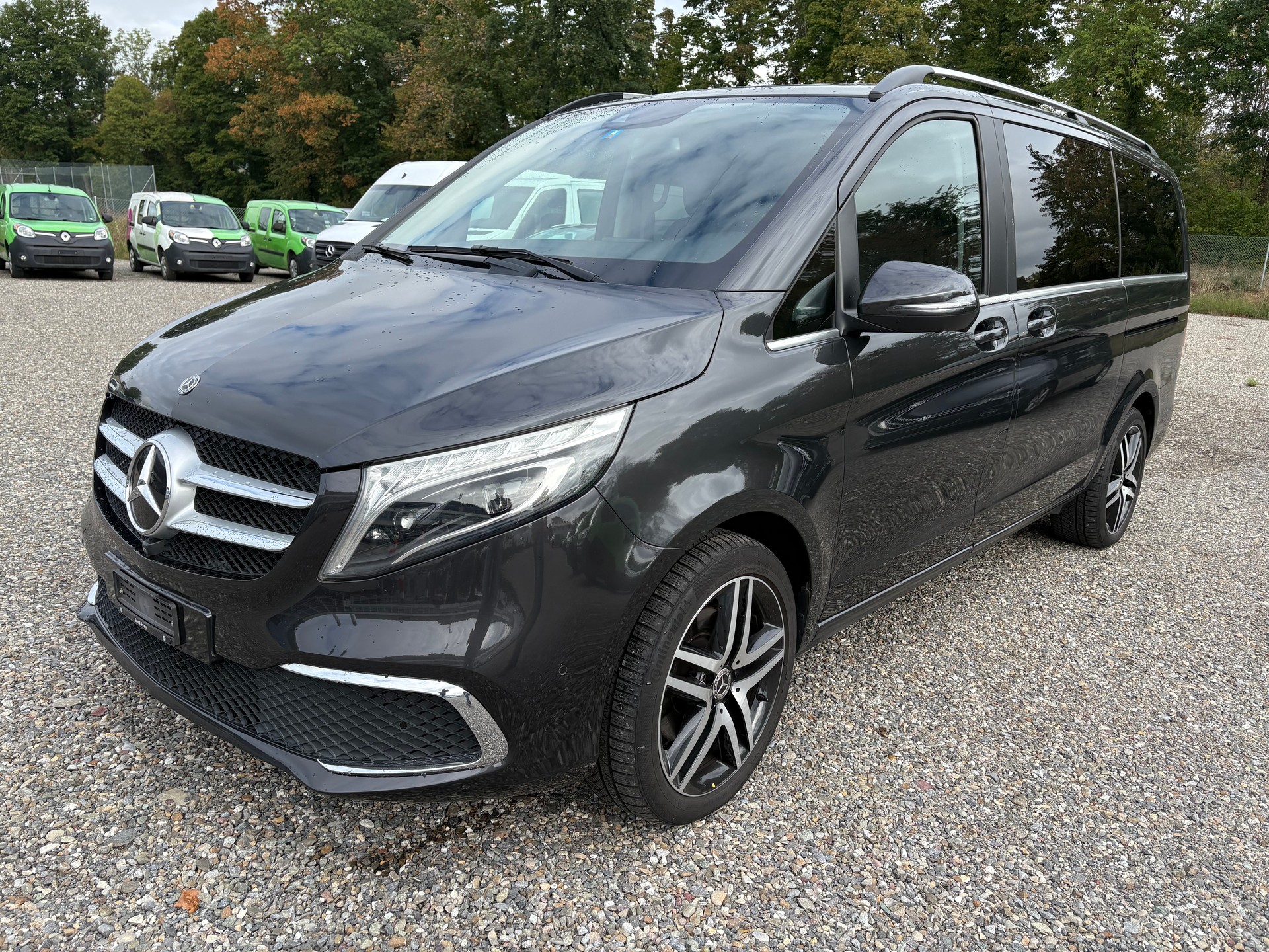 MERCEDES-BENZ V 300 d lang Avantgarde 4Matic 9G-Tronic-image-2