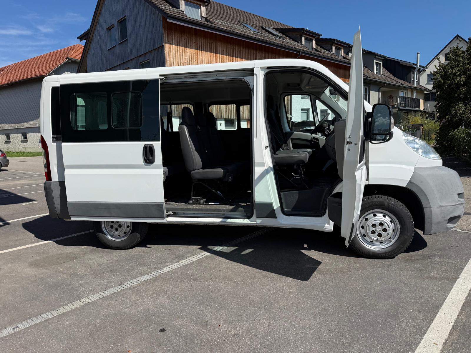 PEUGEOT Boxer 2.2 HDI 333 L2H2 9-Plätz-image-10