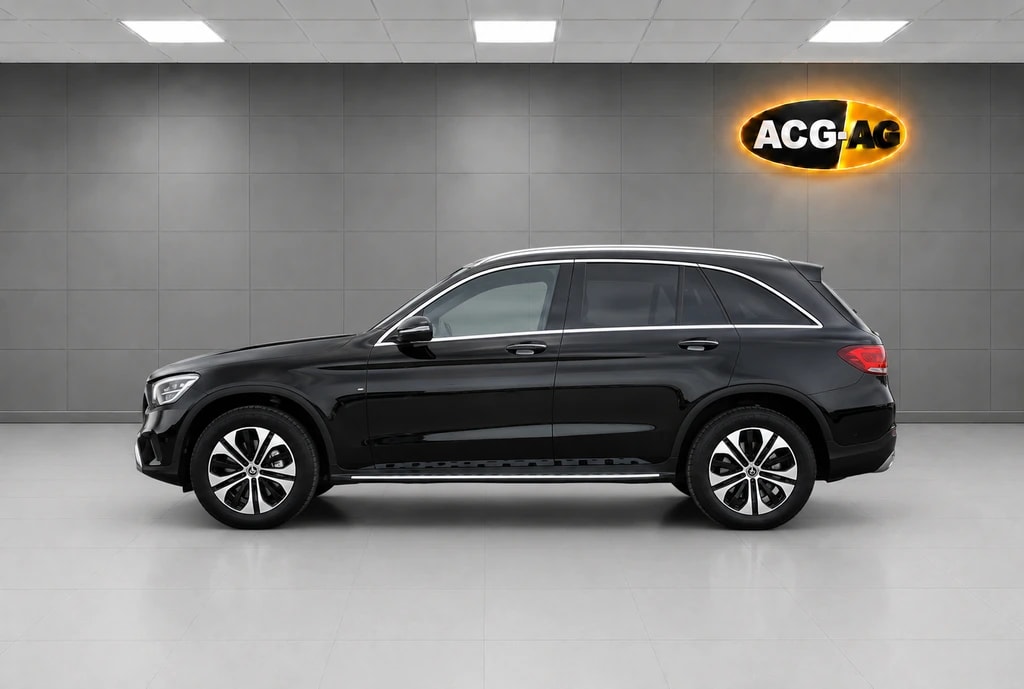 MERCEDES-BENZ GLC 300 e 4Matic 9G-Tronic ** NP 74'900.– ** Voll-Leder ** Panorama ** 360° ** Memory ** Navi **-image-6