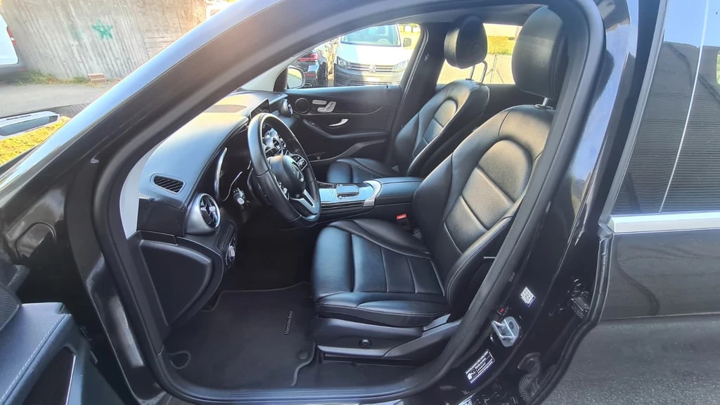 MERCEDES-BENZ GLC 300 e 4Matic 9G-Tronic ** NP 74'900.– ** Voll-Leder ** Panorama ** 360° ** Memory ** Navi **-image-17