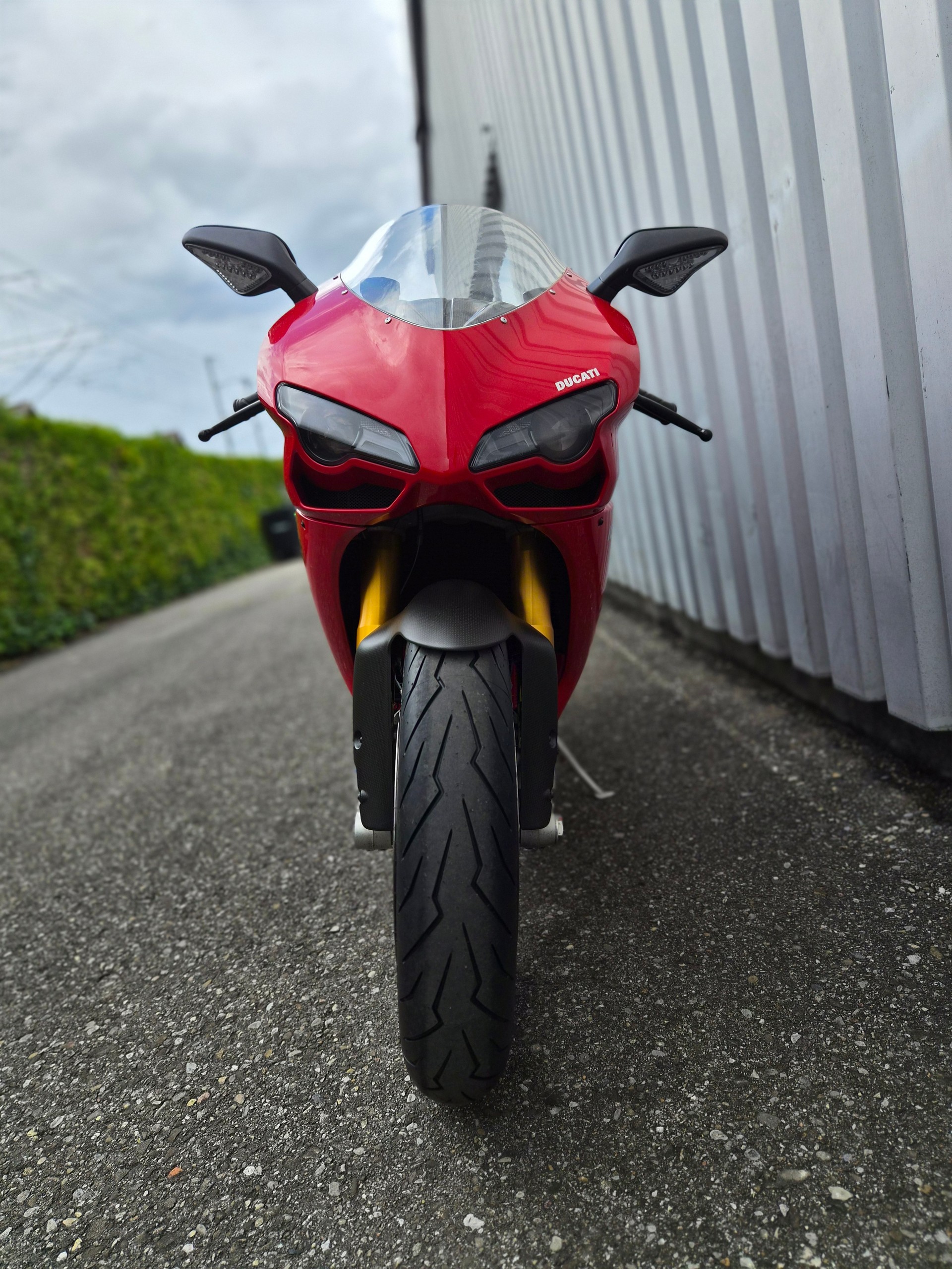 DUCATI 1098 S KUNDENAUFTRAG-showroom-element-2
