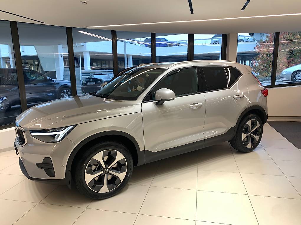 VOLVO XC40-image-0