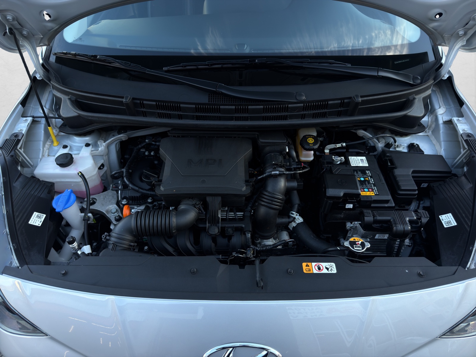 HYUNDAI i10 1.2 Amplia Automat-image-15