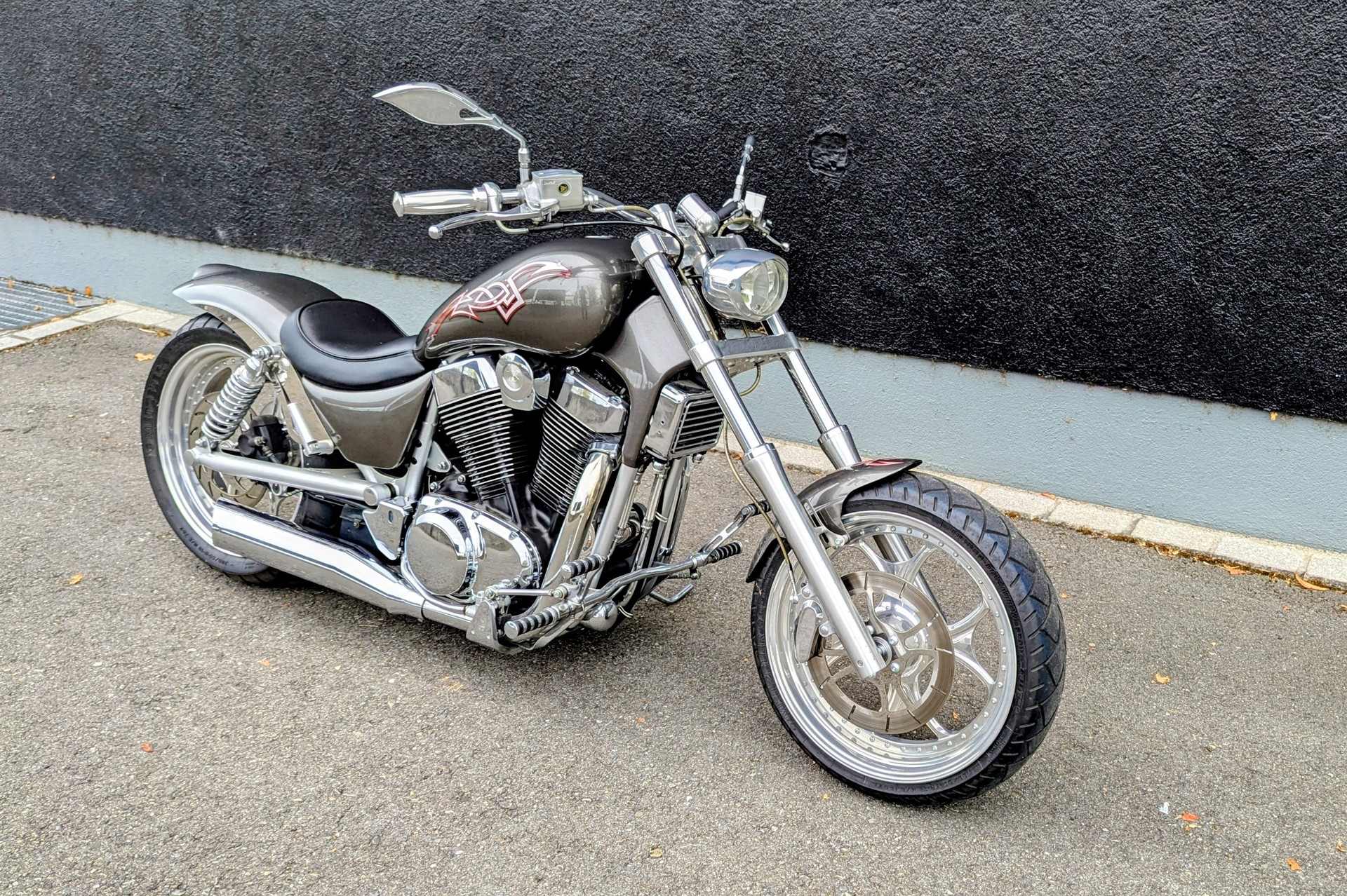 SUZUKI VS 1400-showroom-element-1