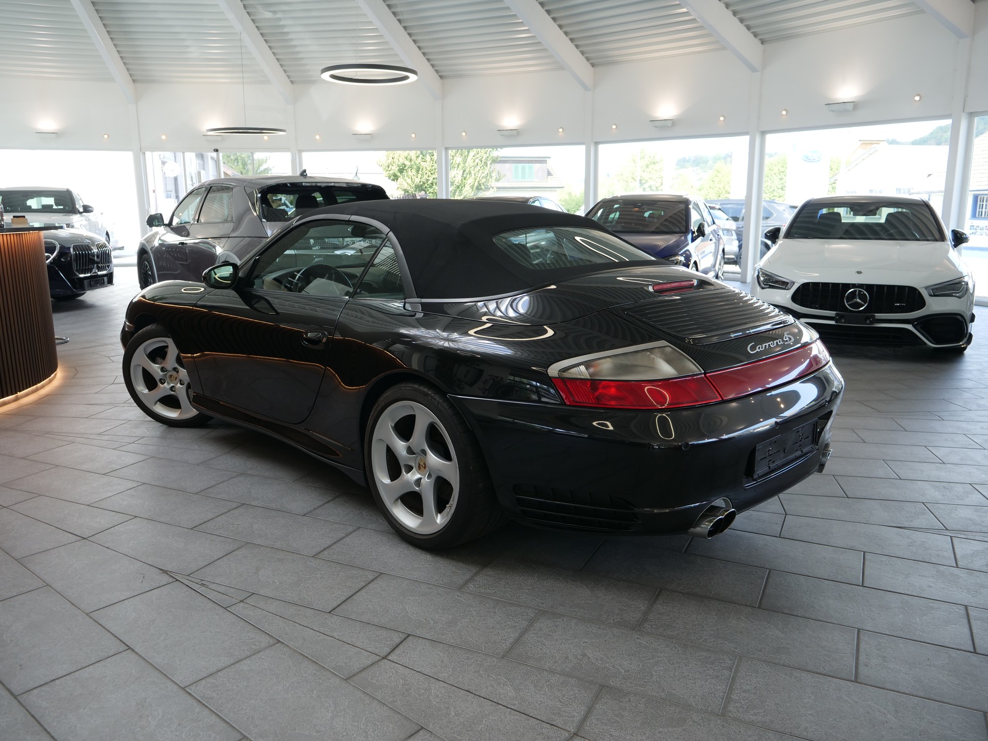 PORSCHE 911 Carrera 4 S Cabrio-image-4