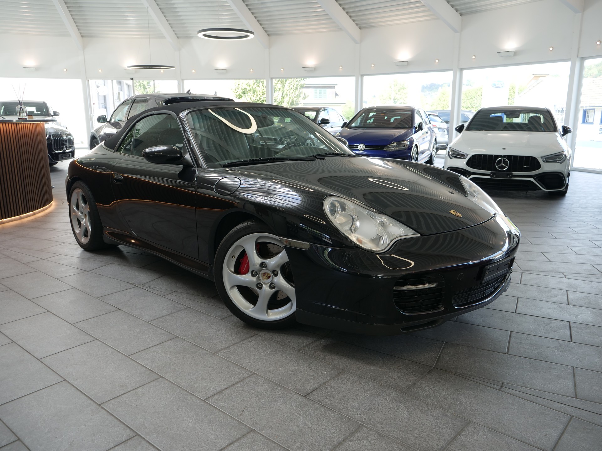 PORSCHE 911 Carrera 4 S Cabrio-image-3
