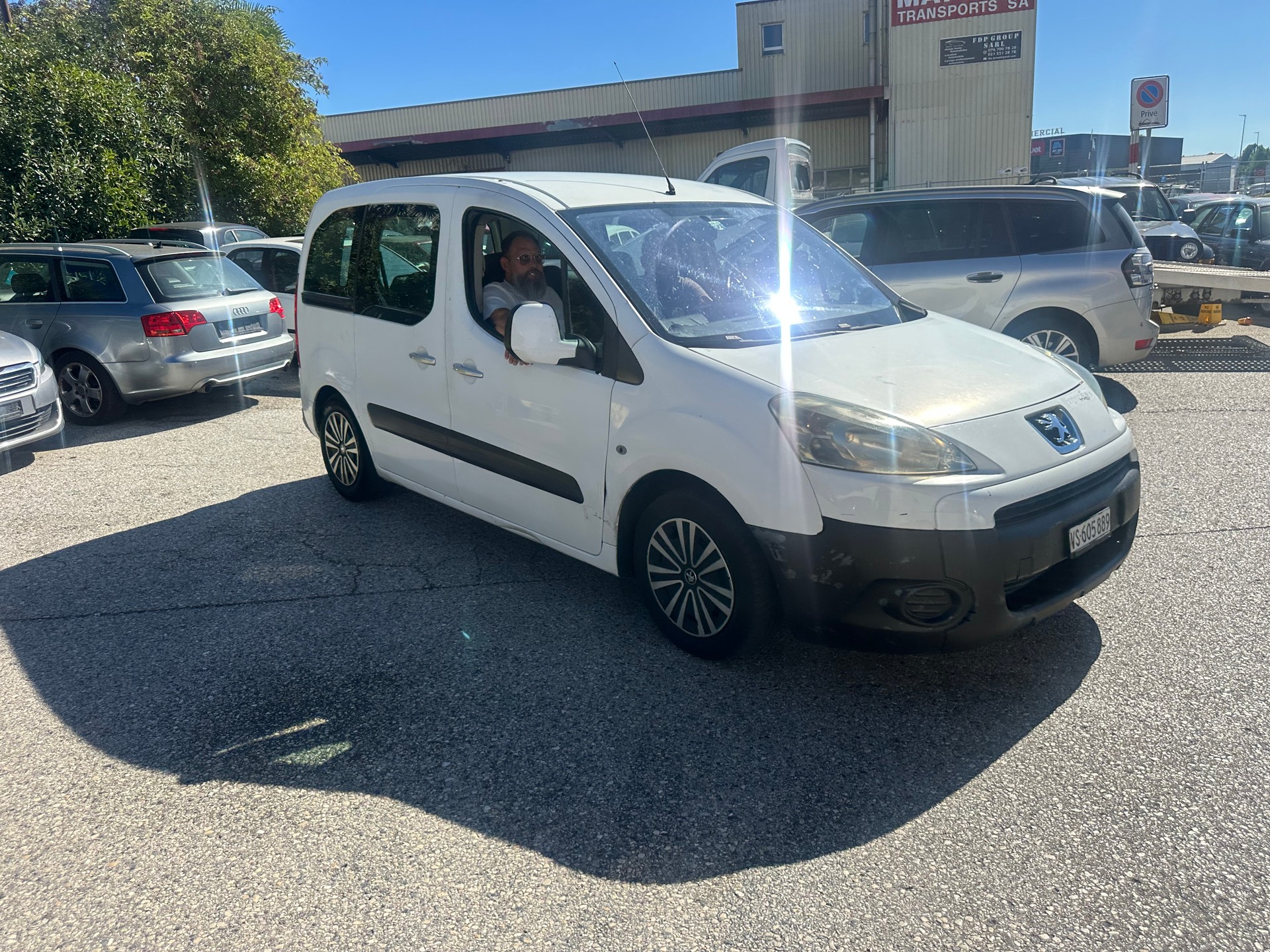 PEUGEOT Partner 1.6 HDI Trendy-image-0
