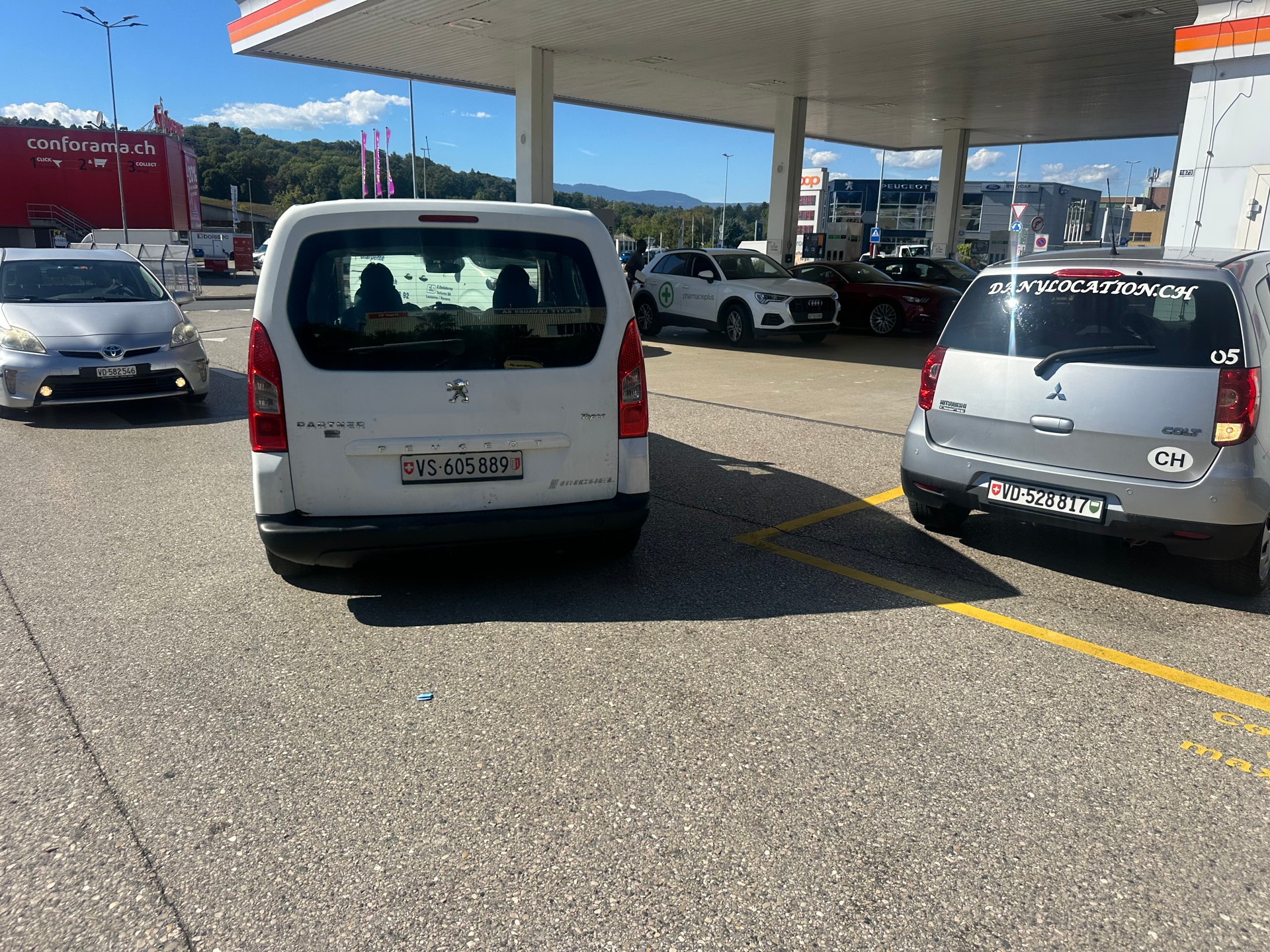 PEUGEOT Partner 1.6 HDI Trendy-image-7