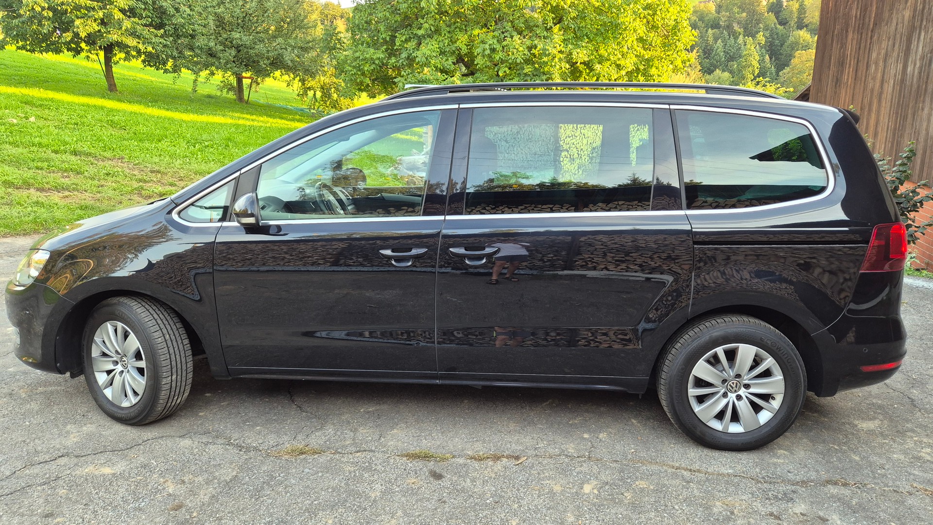 VW Sharan 2.0 TDI BMT Comfortline DSG-image-6