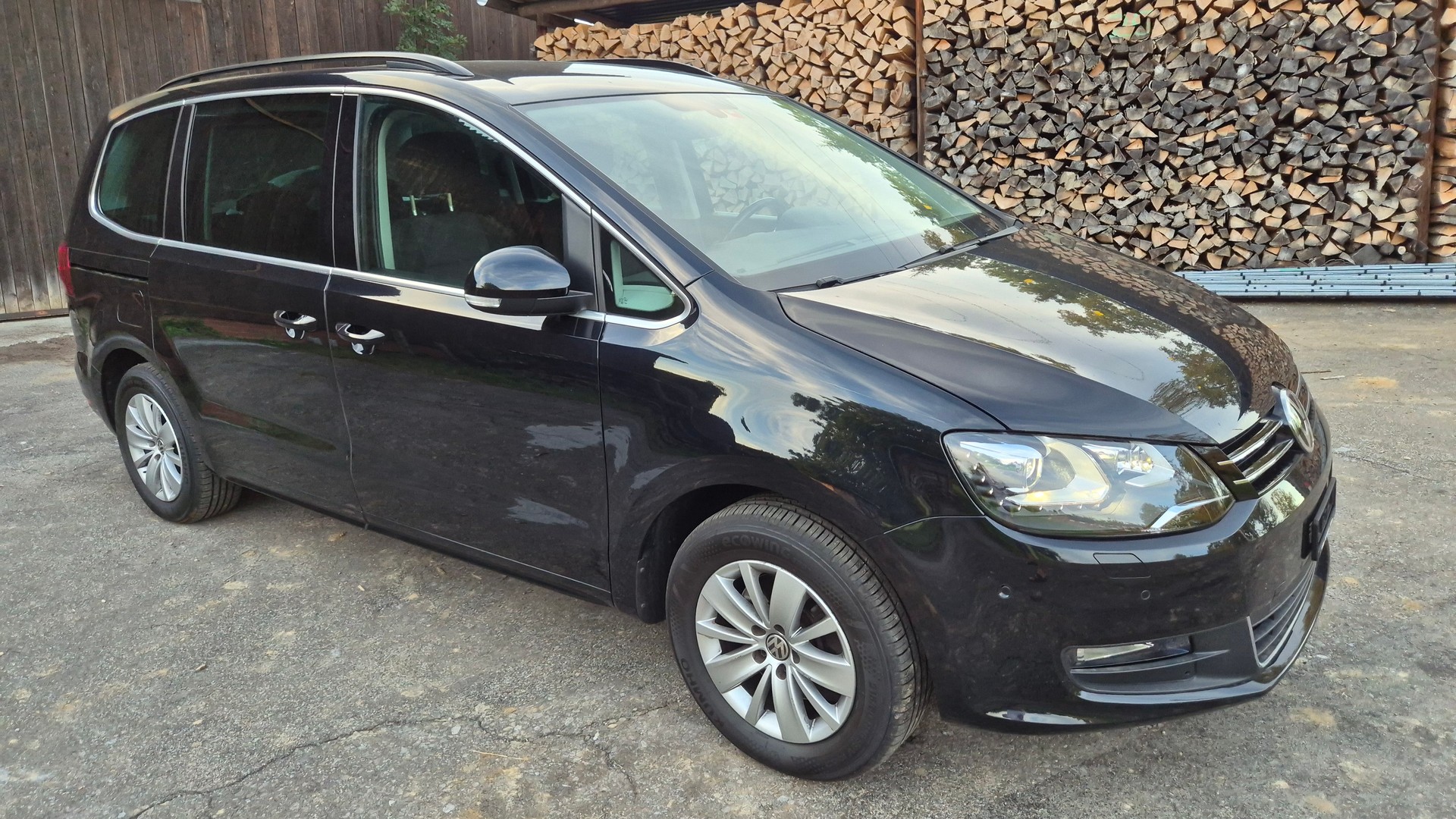 VW Sharan 2.0 TDI BMT Comfortline DSG-image-2