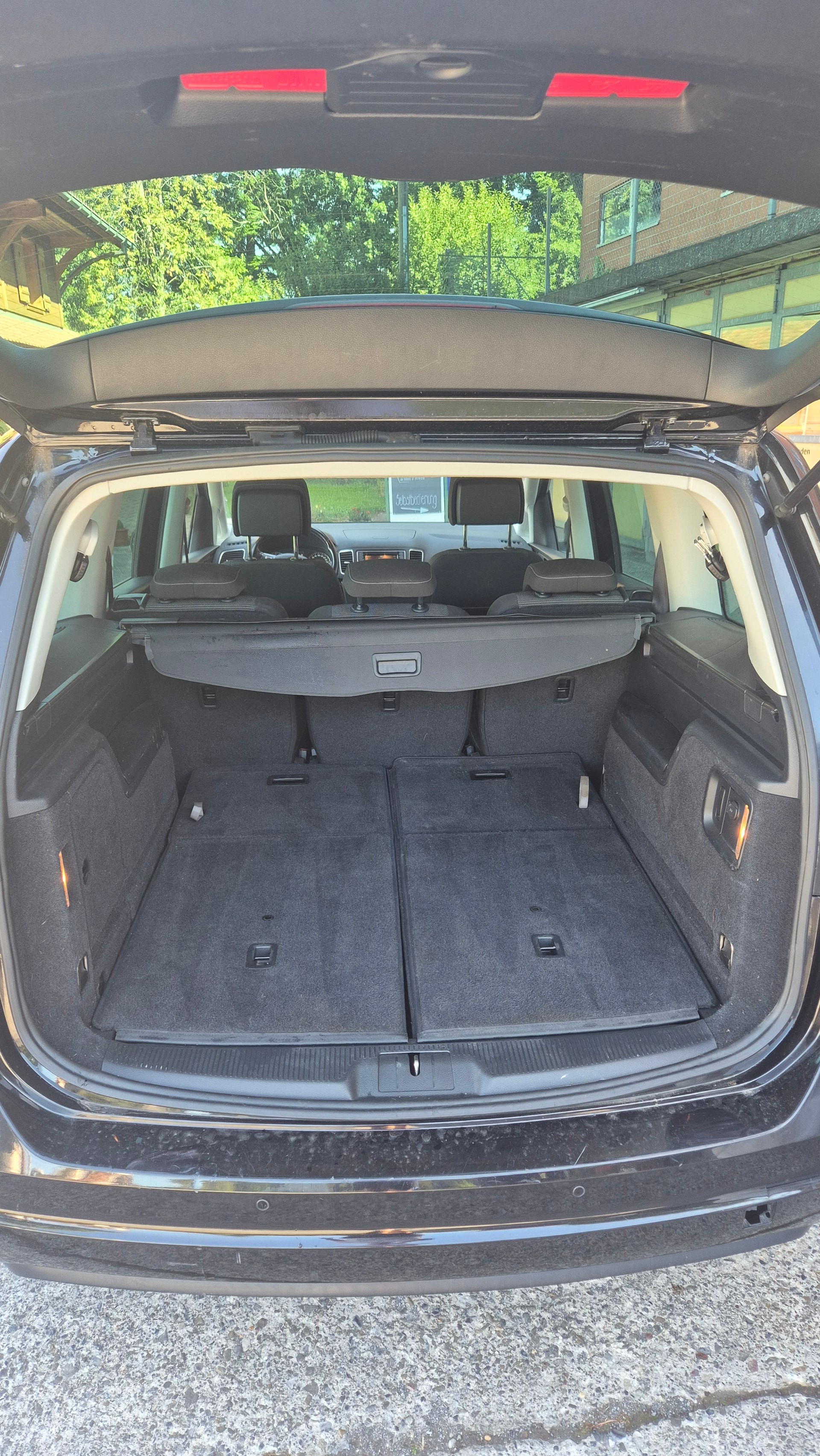VW Sharan 2.0 TDI BMT Comfortline DSG-image-15