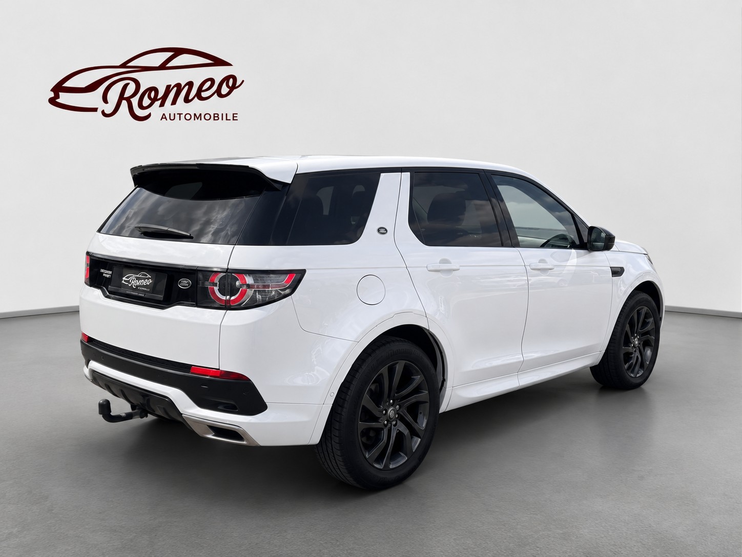 LAND ROVER Discovery Sport 2.0 TD4 HSE Luxury AT9 ** Frisch ab MFK und Service ** AHK 2500 kg ** Panorama **-image-1