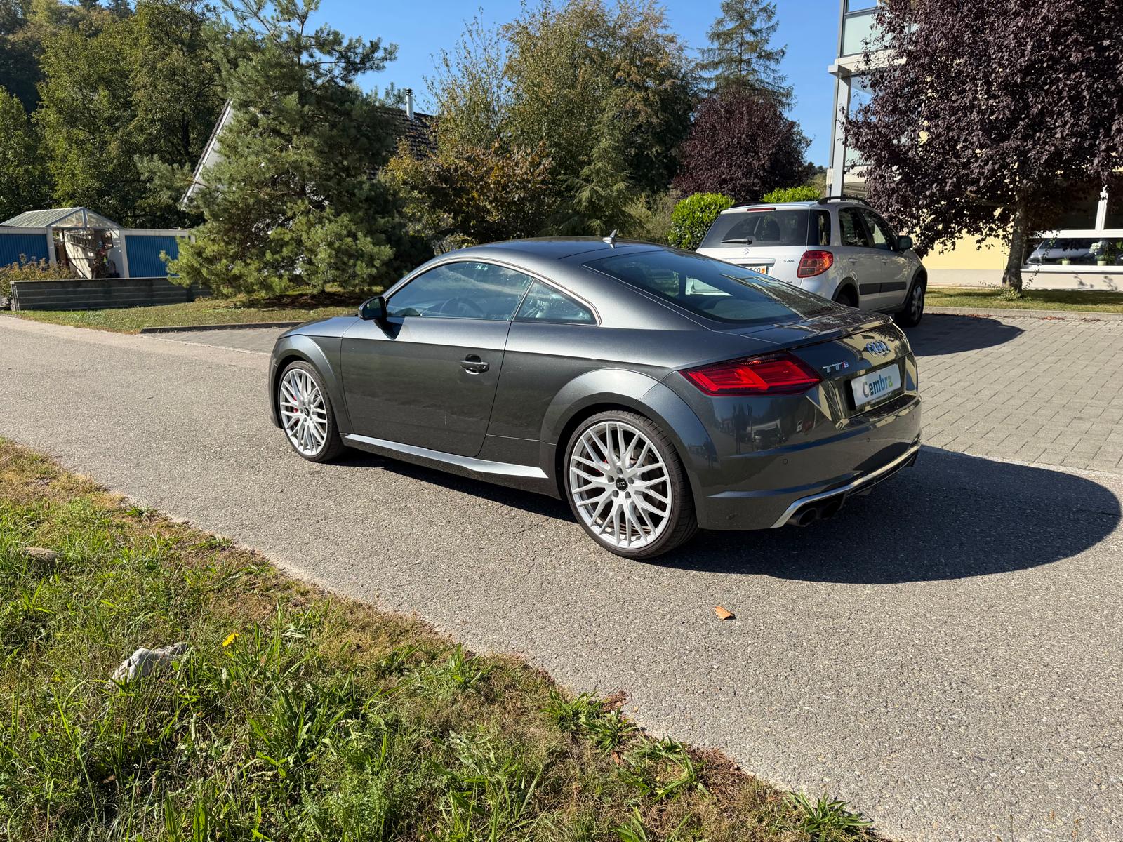 AUDI TTS-image-1