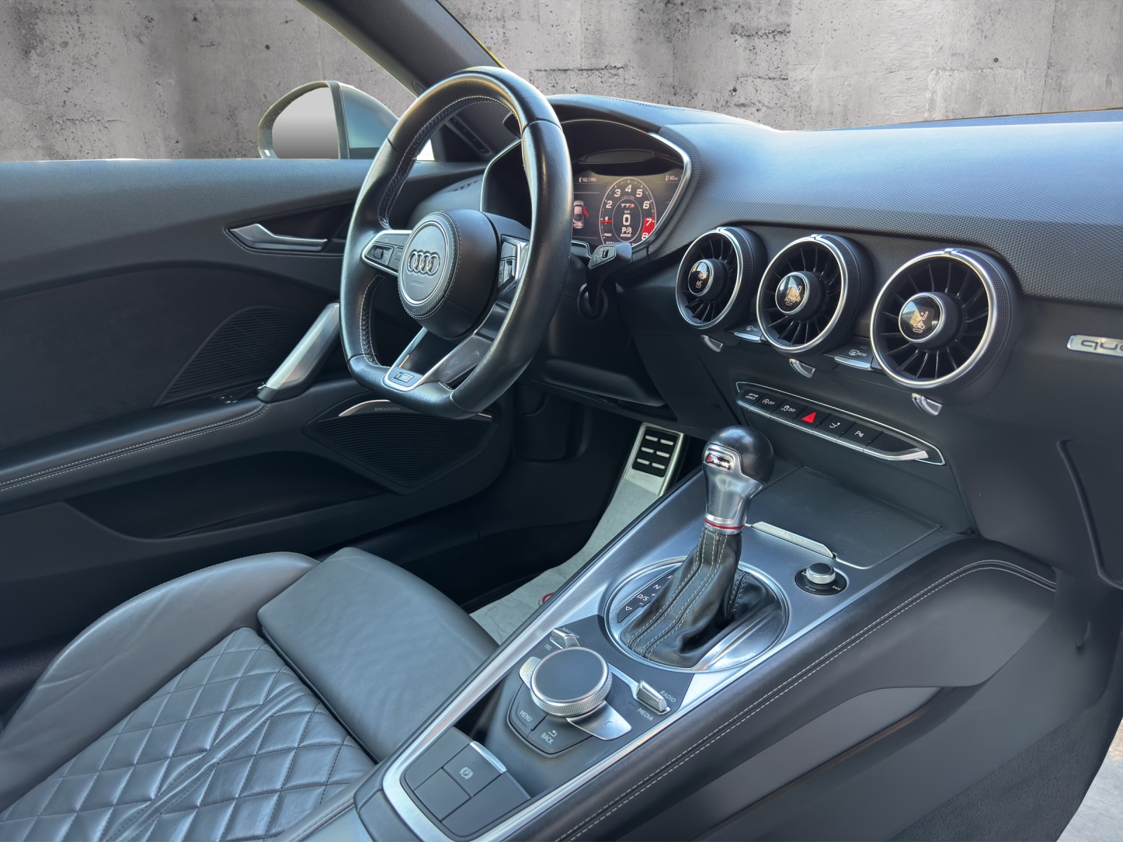 AUDI TTS-image-12