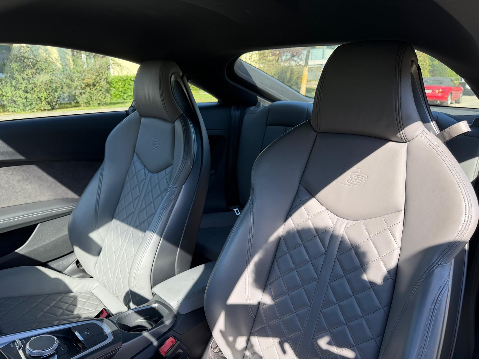 AUDI TTS-image-11