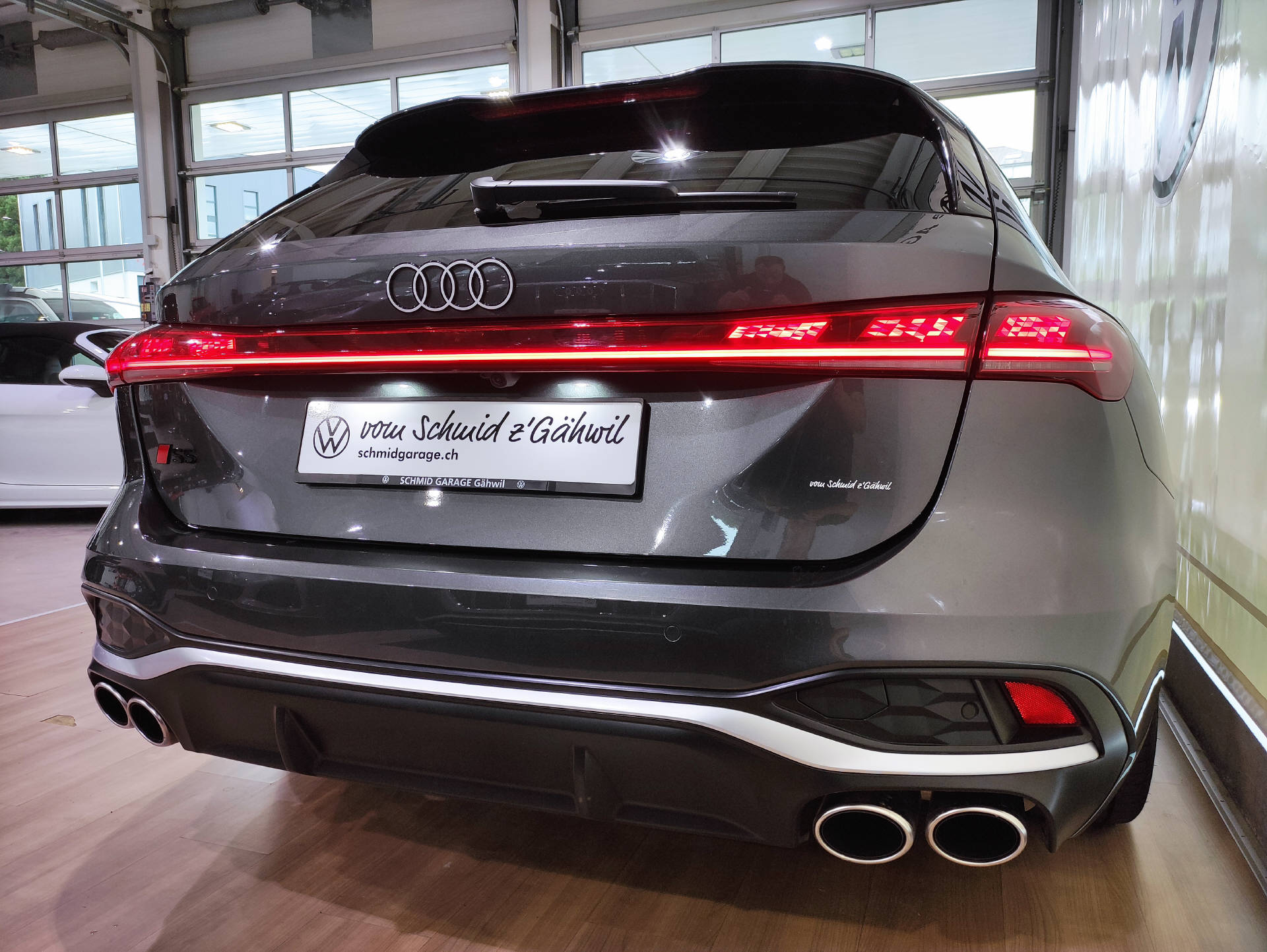 AUDI S5 Avant 3.0 V6 TFSI quattro S-Tronic-image-19