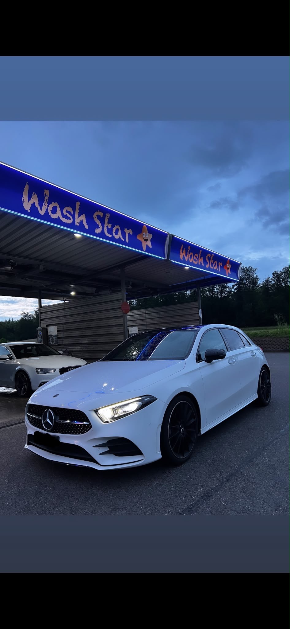 MERCEDES-BENZ A 200 d AMG Line 8G-DCT-image-3