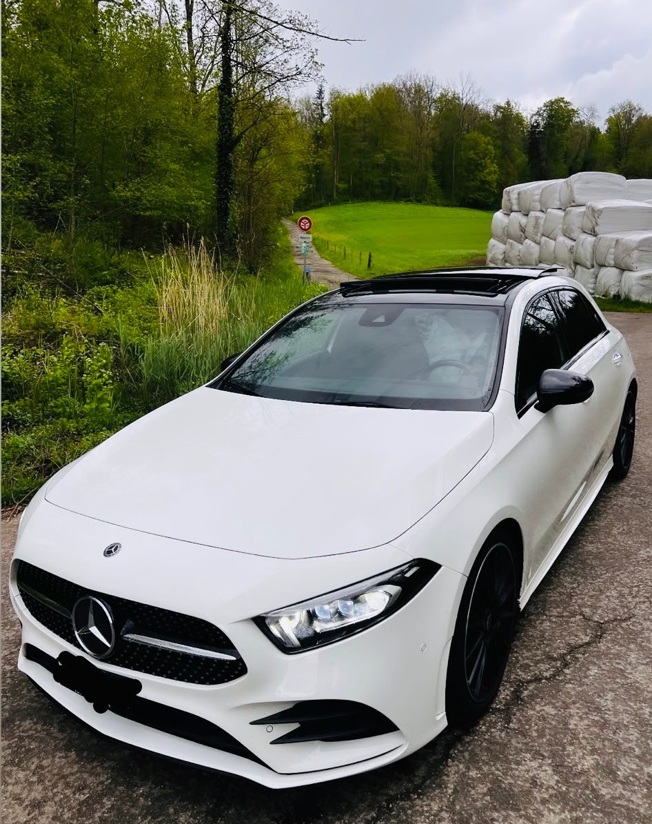 MERCEDES-BENZ A 200 d AMG Line 8G-DCT-image-2
