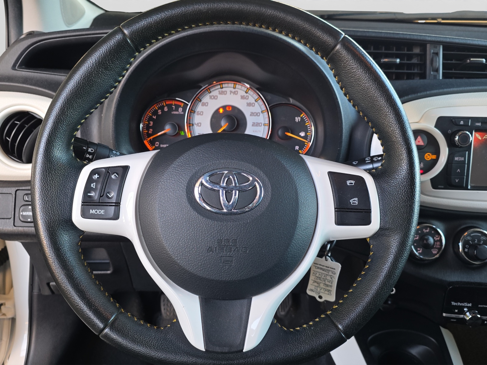 TOYOTA Yaris 1.33 VVT-i Trend-image-9