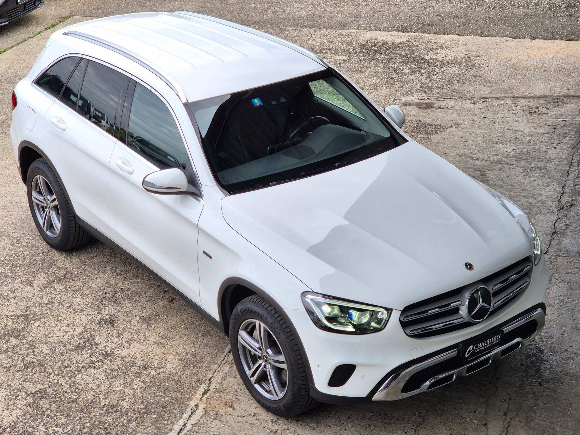 MERCEDES-BENZ GLC 300 e 4Matic 9G-Tronic-image-2
