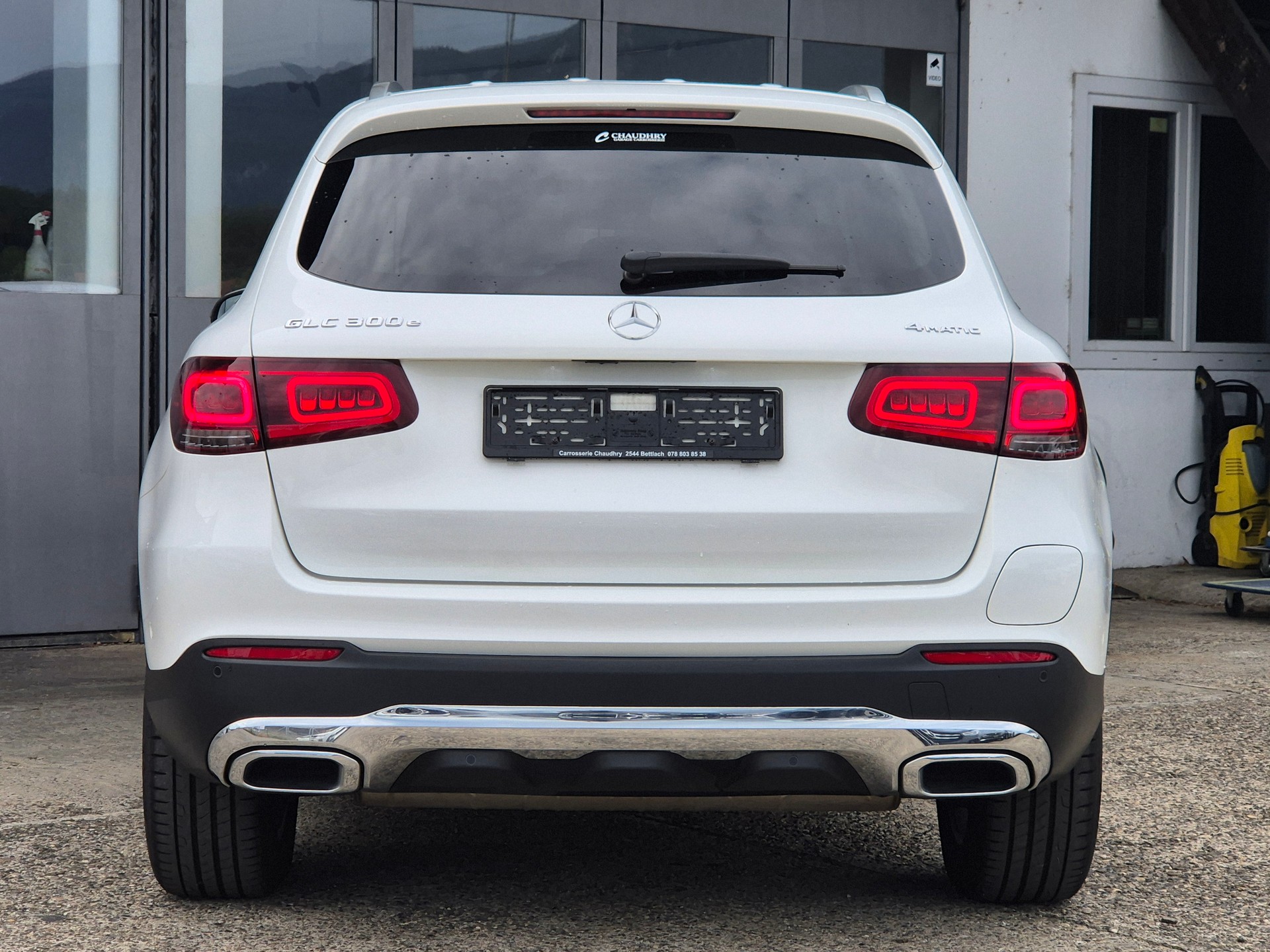 MERCEDES-BENZ GLC 300 e 4Matic 9G-Tronic-image-6