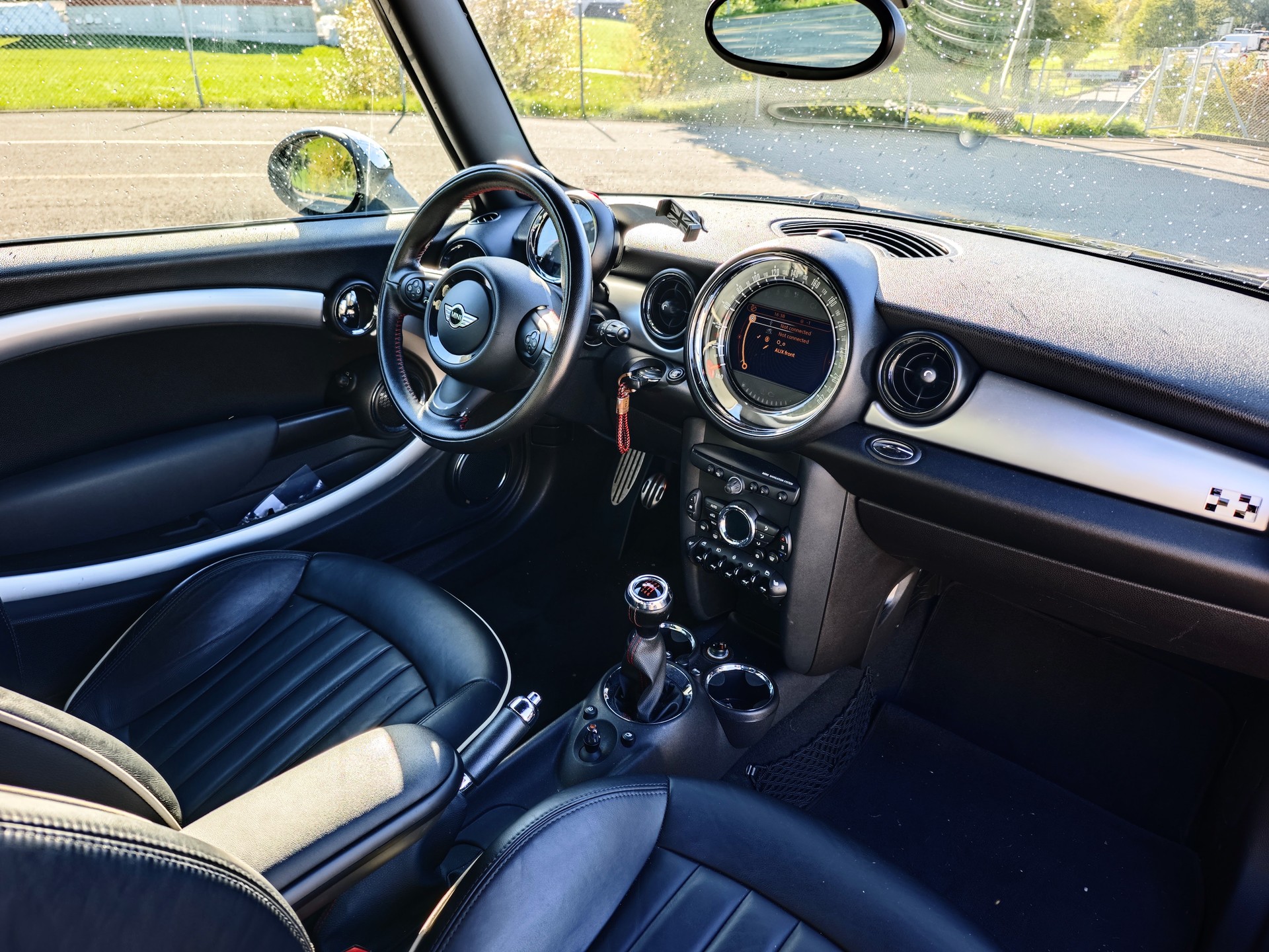 MINI 1.6i John Cooper Works-image-5