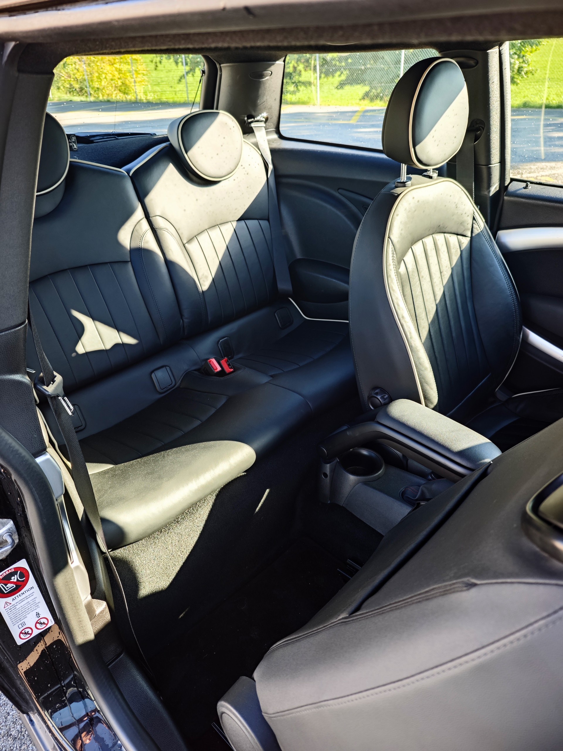 MINI 1.6i John Cooper Works-image-7