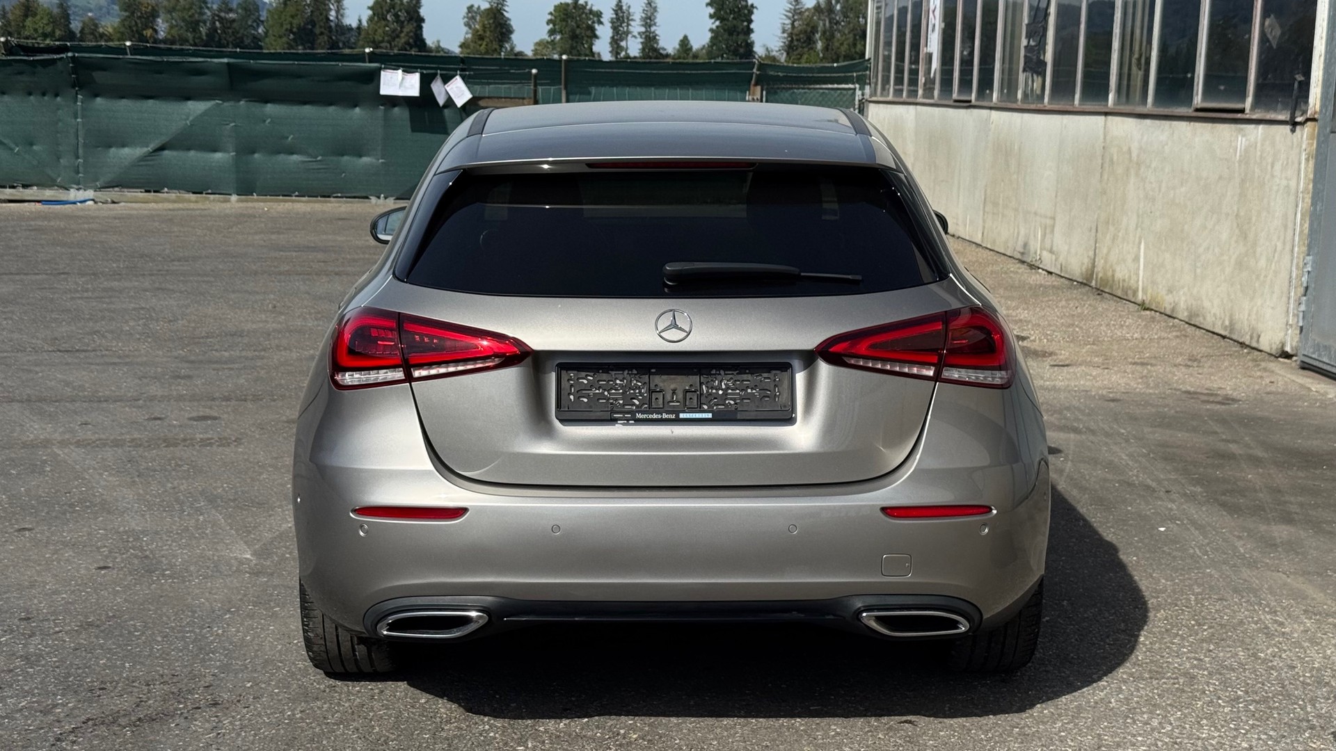 MERCEDES-BENZ A 180 7G-DCT-image-5