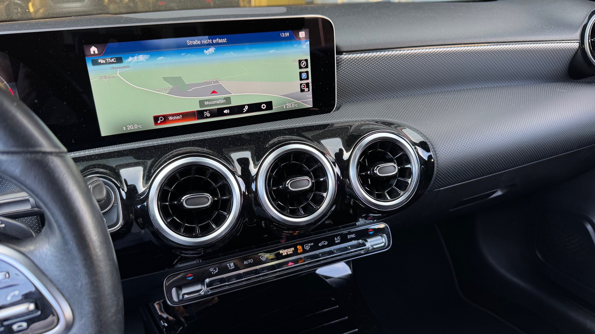 MERCEDES-BENZ A 180 7G-DCT-image-15