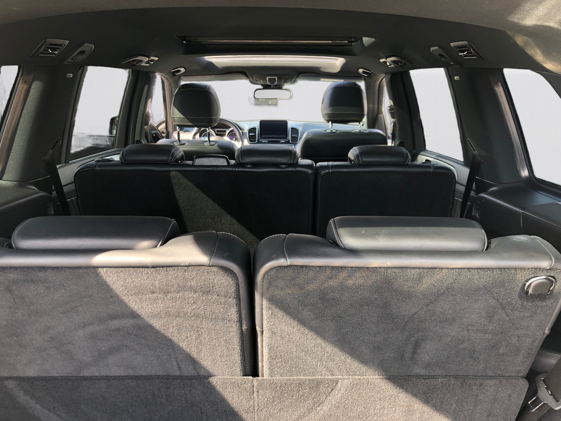 MERCEDES-BENZ GLS 400 4Matic 9G-Tronic-image-21