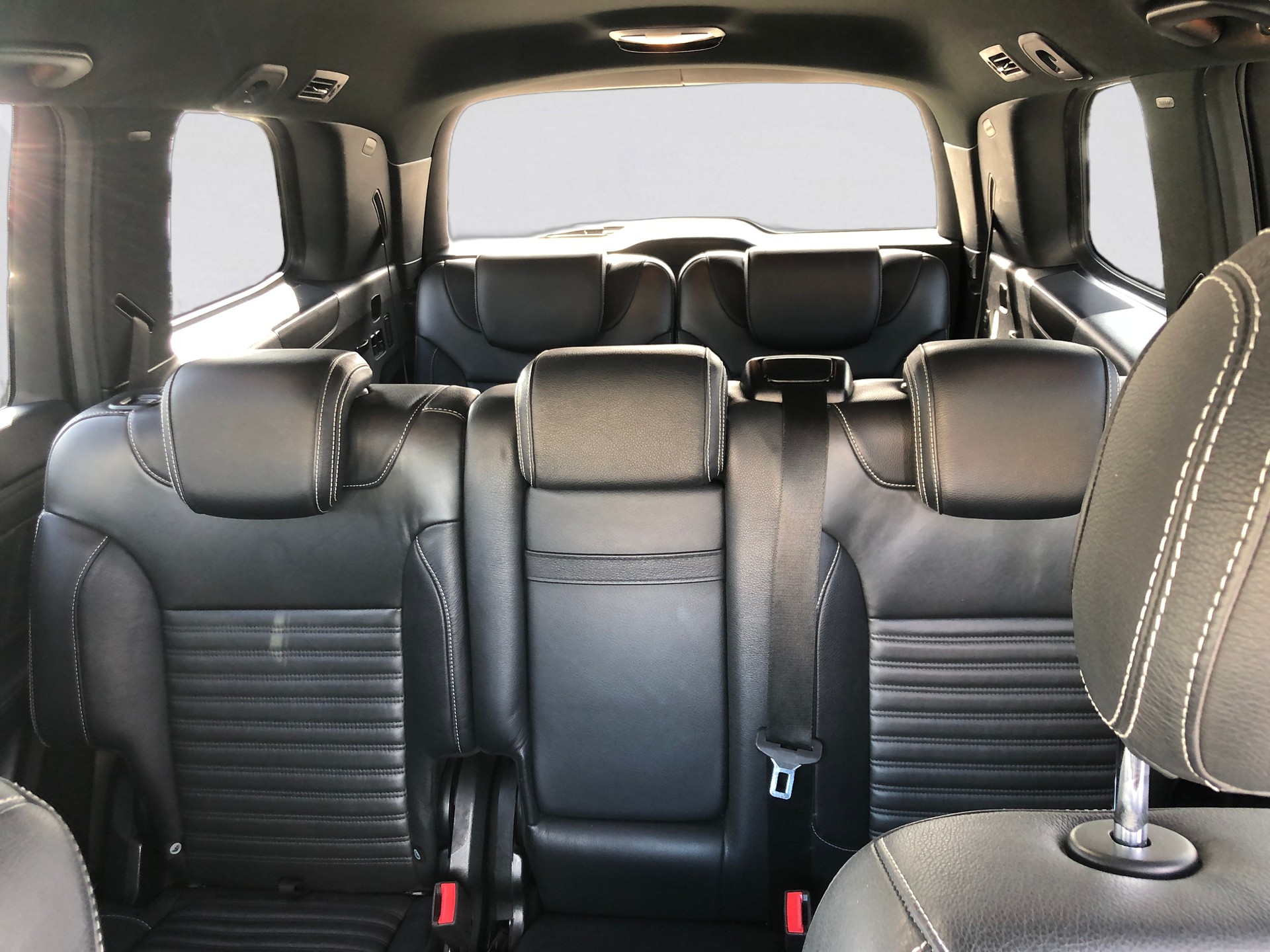 MERCEDES-BENZ GLS 400 4Matic 9G-Tronic-image-18