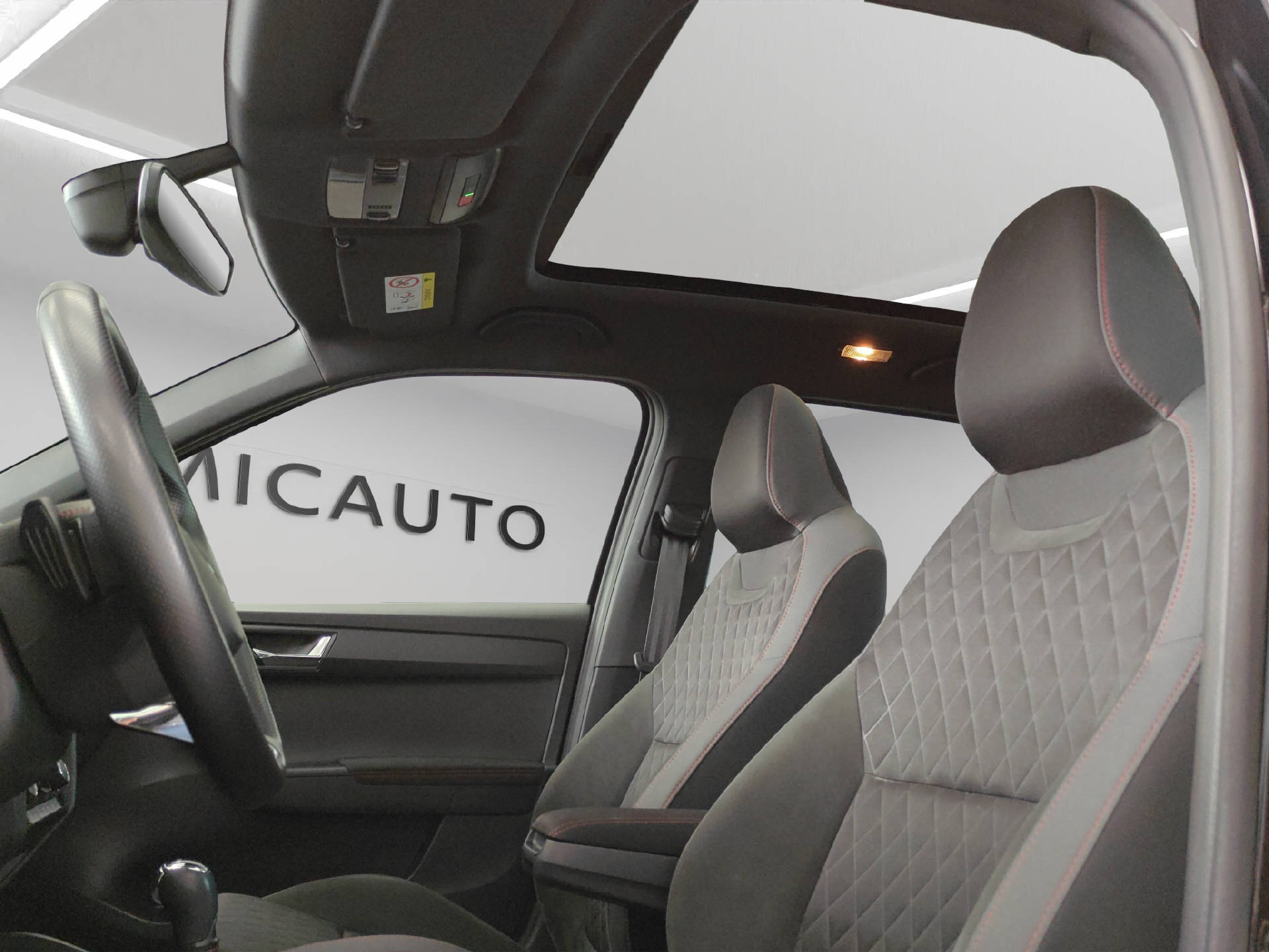 SKODA Fabia 1.0 TSI Monte Carlo DSG-image-13