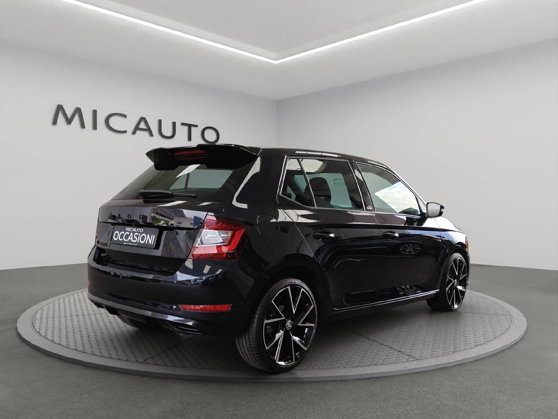 SKODA Fabia 1.0 TSI Monte Carlo DSG-image-1