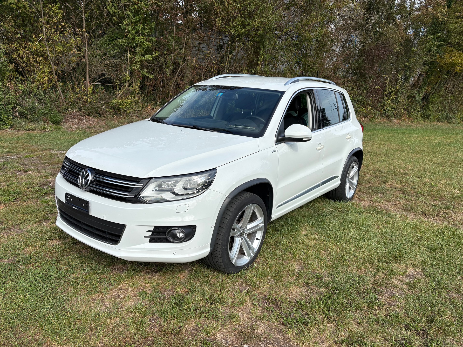 VW Tiguan 2.0 TSI R-Line Design 4Motion DSG-showroom-element-1