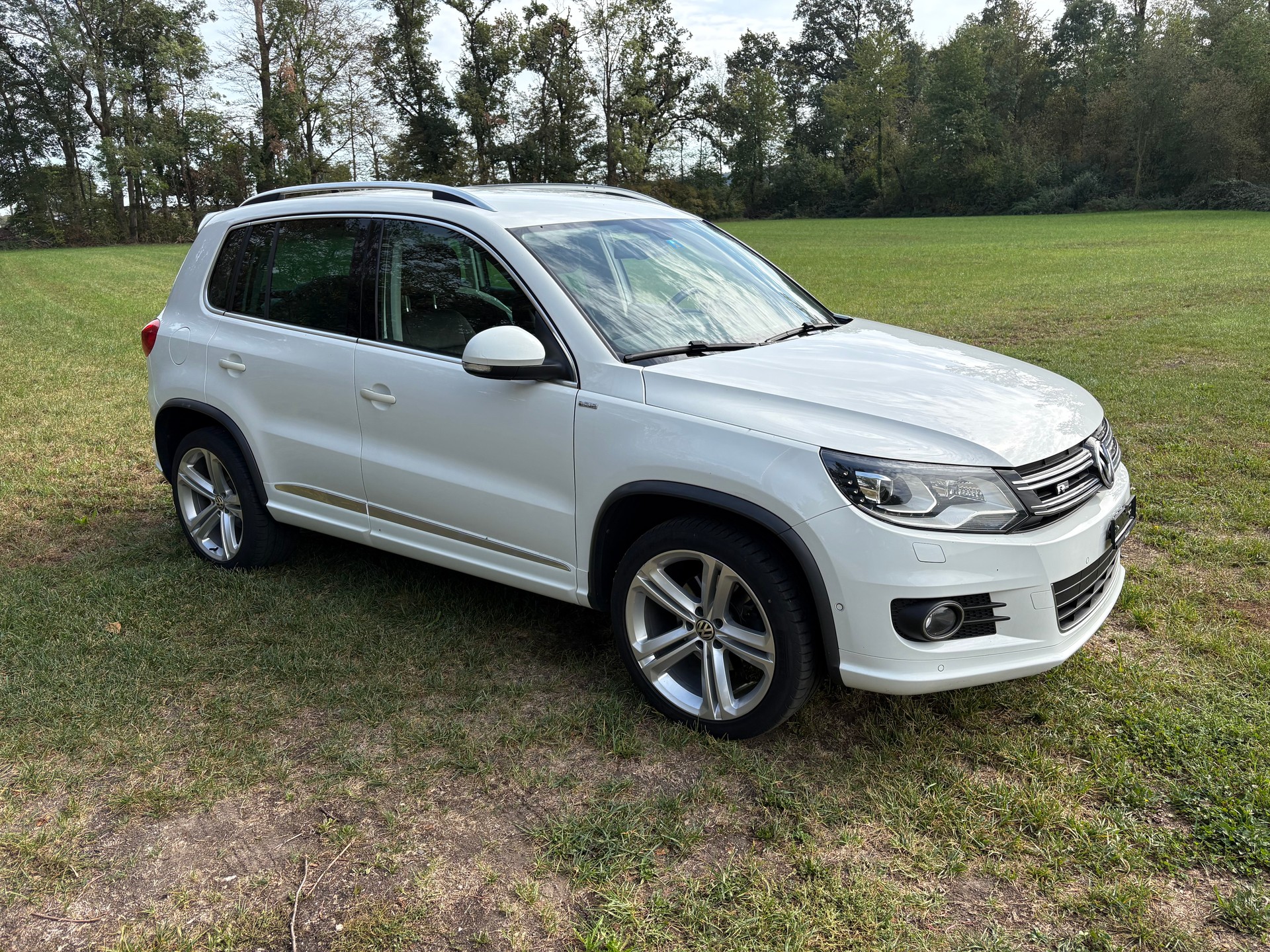 VW Tiguan 2.0 TSI R-Line Design 4Motion DSG-showroom-element-2