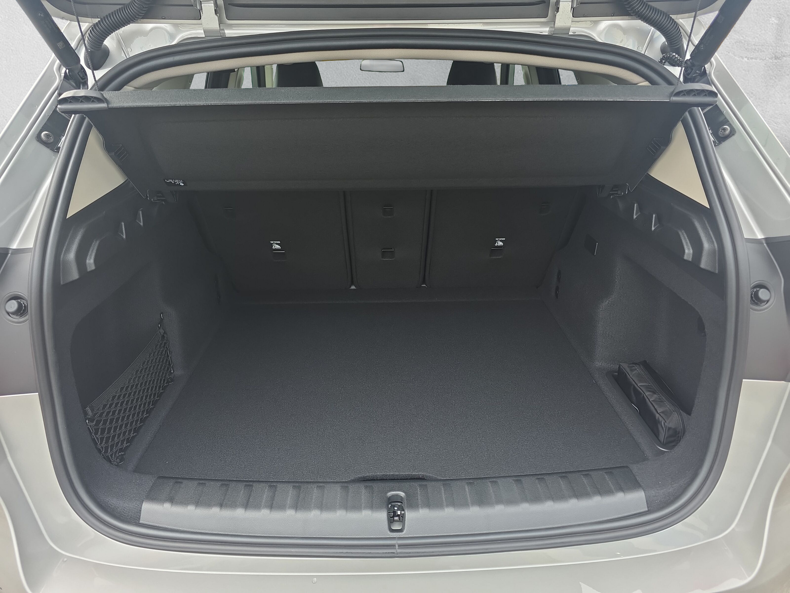 BMW X1 xDrive 25e-image-9