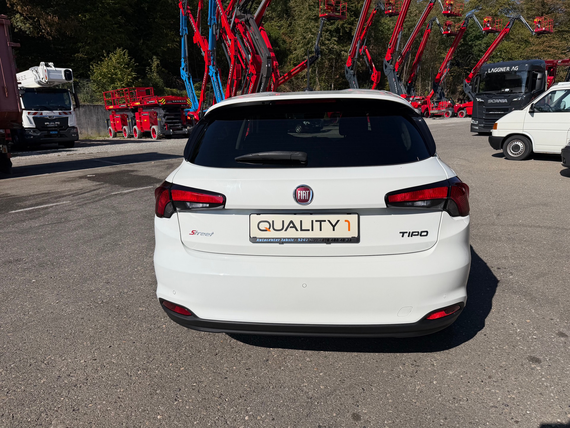 FIAT Tipo 1.4T Street-image-4