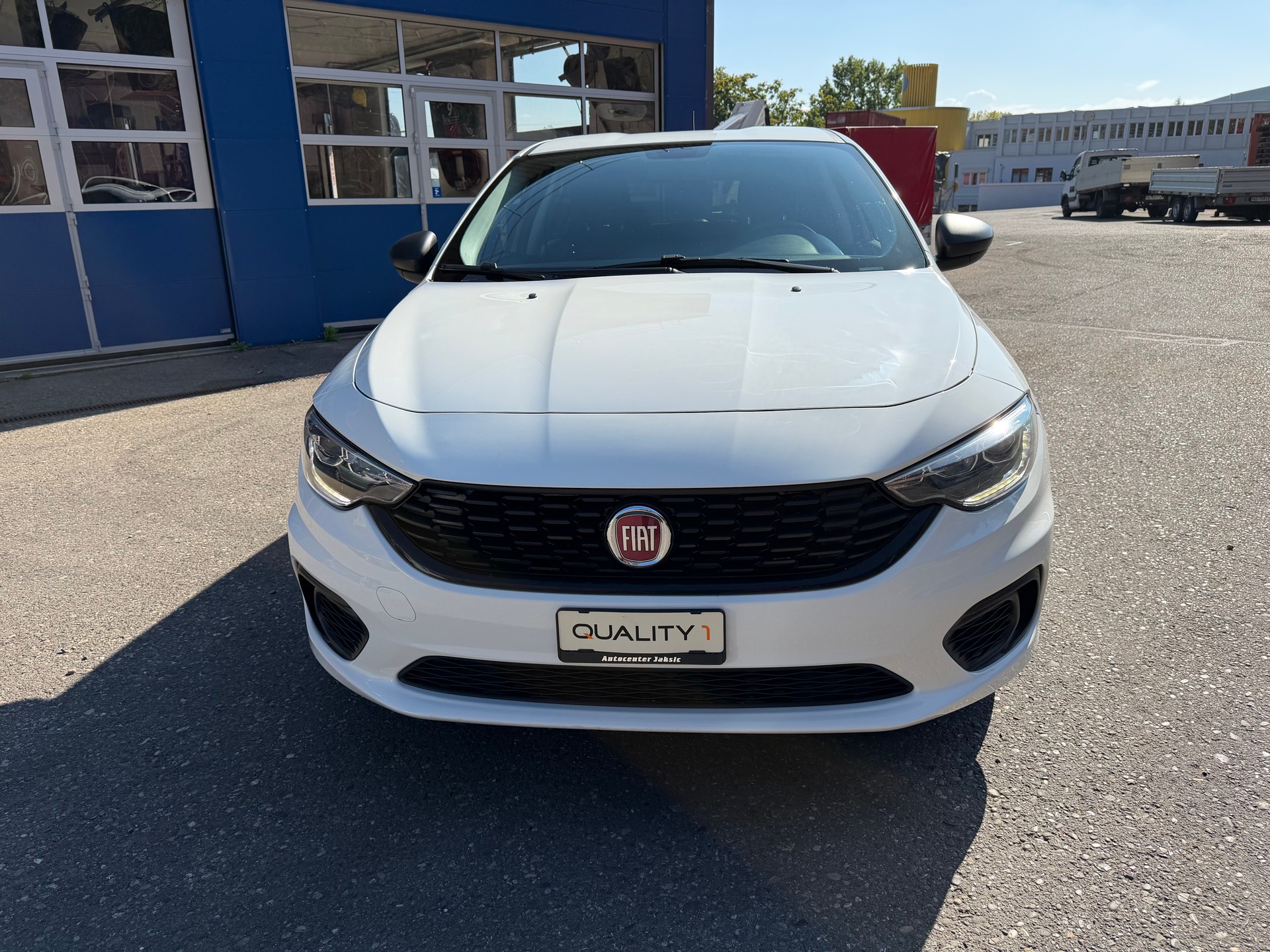 FIAT Tipo 1.4T Street-image-1