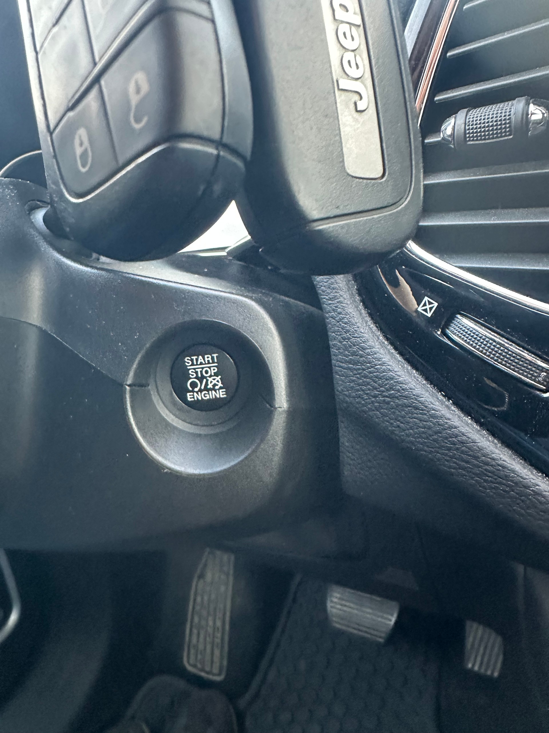 JEEP Compass 1.4 Turbo Limited AWD 9ATX-image-16
