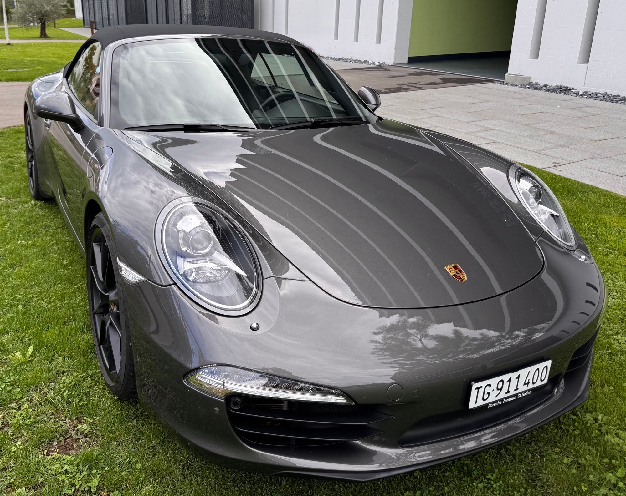 Car photo