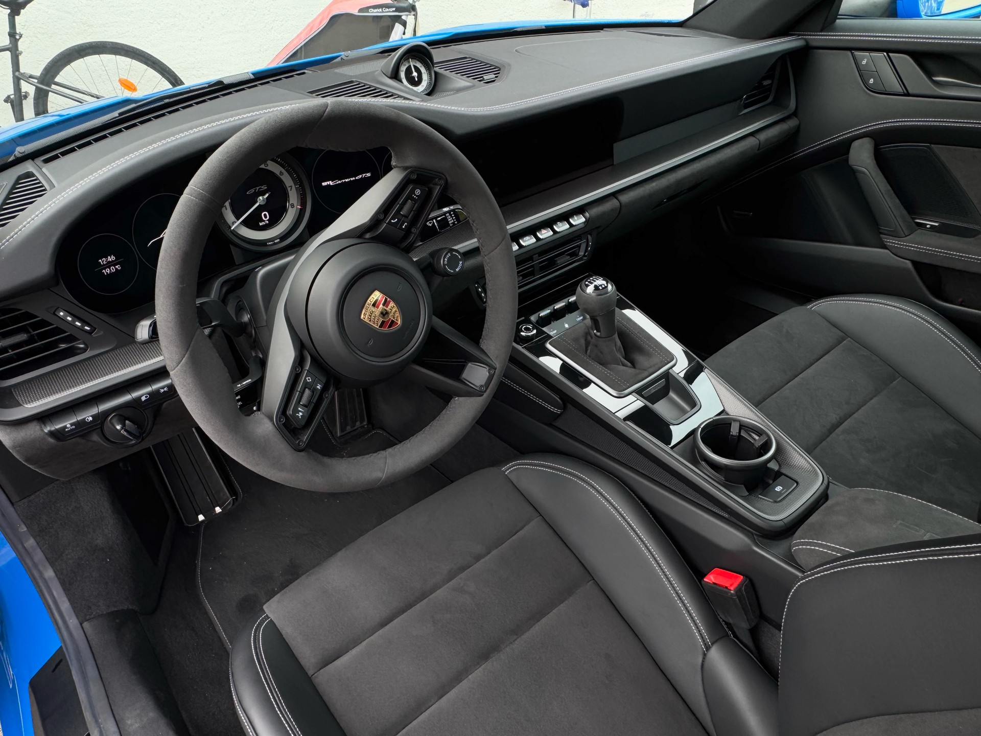 PORSCHE 3.0 Carrera GTS-image-4