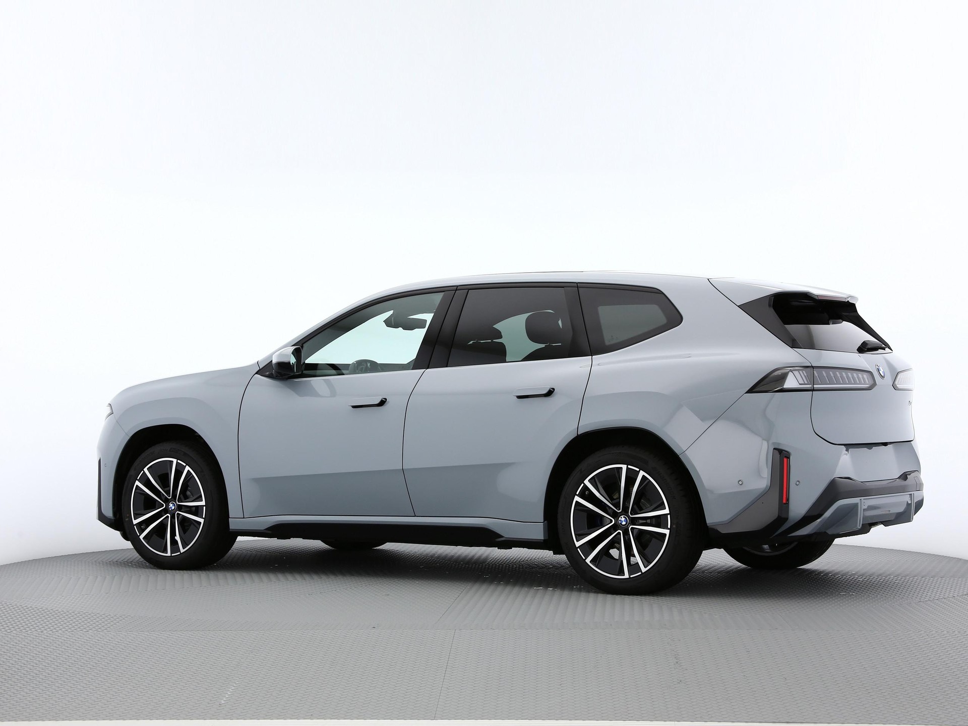 BMW iX3 NA5 40-image-13