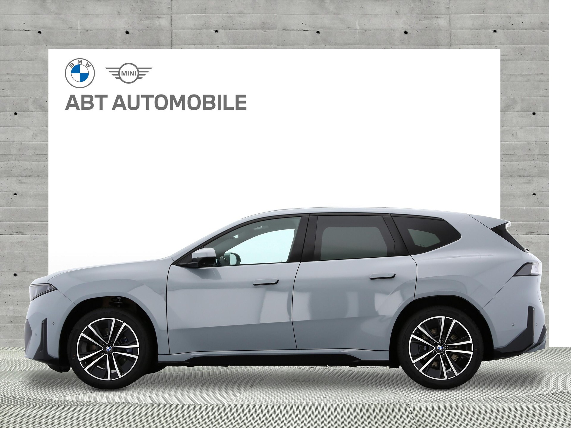 BMW iX3 NA5 40-showroom-element-1