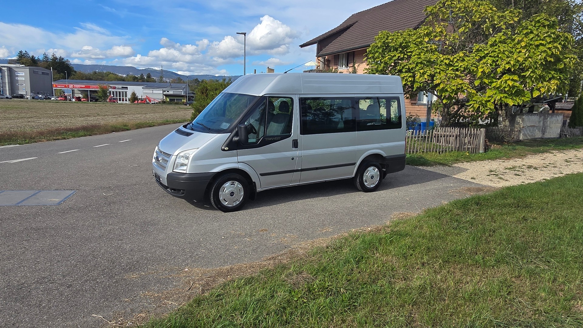 FORD Transit 300S Trend 9Plätze, Hochdach, H2-image-3