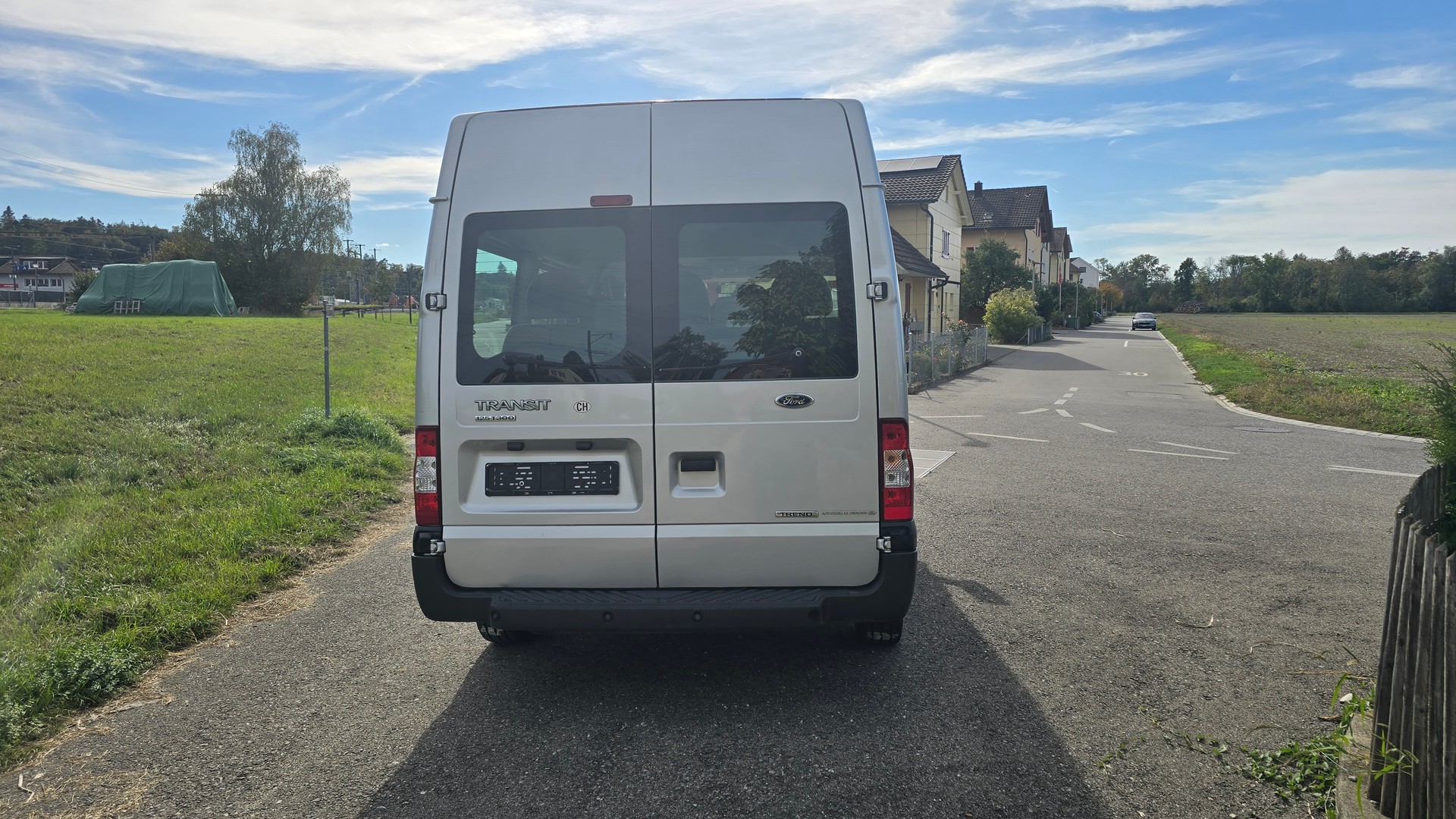 FORD Transit 300S Trend 9Plätze, Hochdach, H2-image-16
