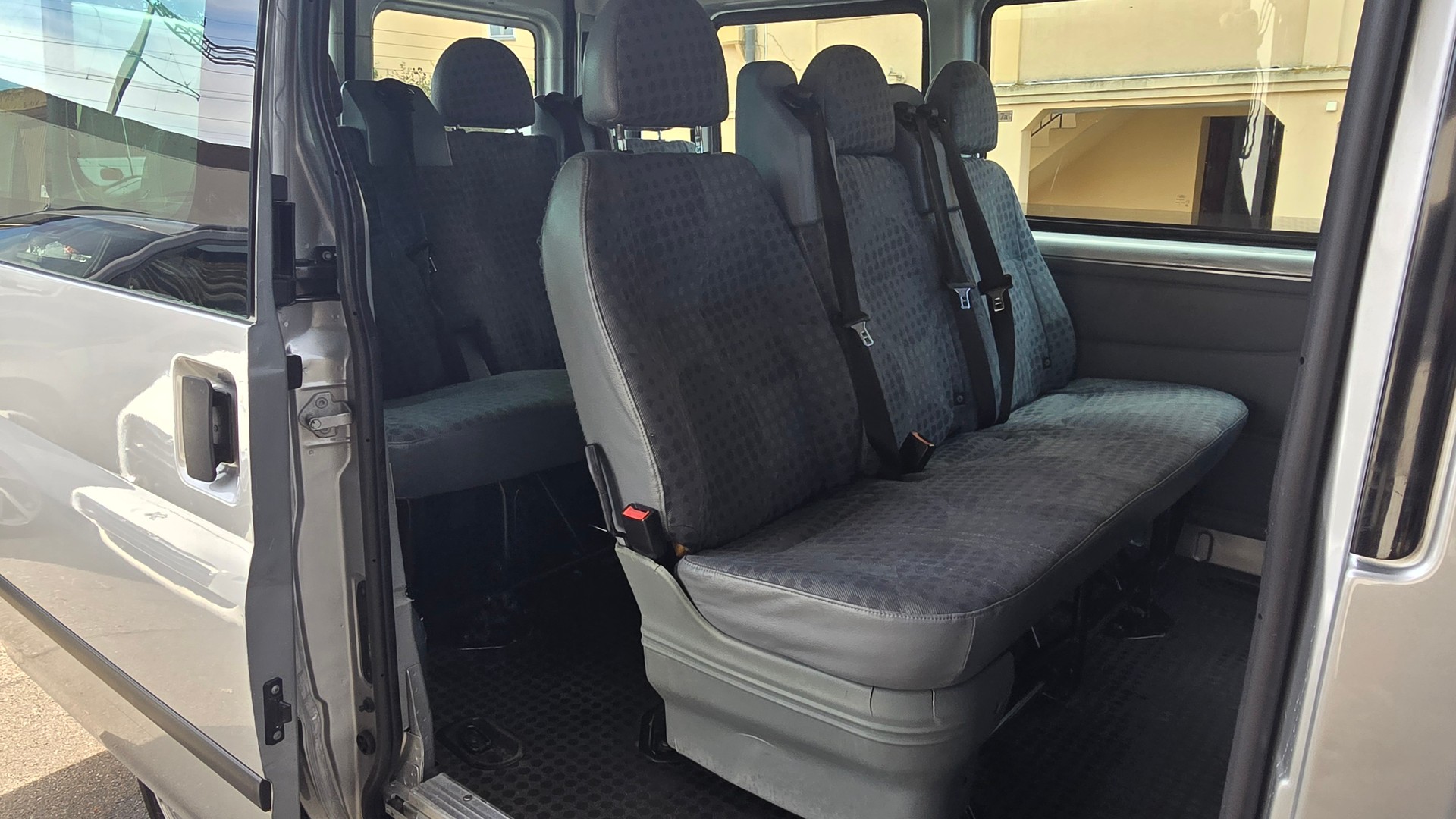 FORD Transit 300S Trend 9Plätze, Hochdach, H2-image-7