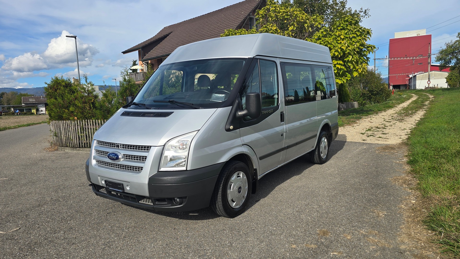FORD Transit 300S Trend 9Plätze, Hochdach, H2-image-4