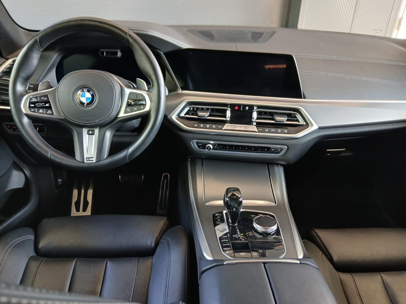BMW X5 30d xDrive SAG-image-6